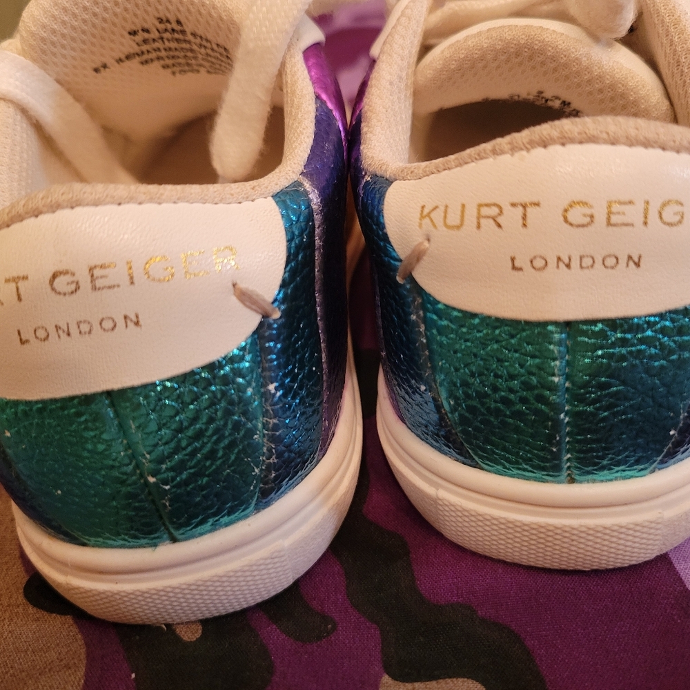KURT GEIGER LONDON Colorful Striped Kids Sneakers - Picture 4 of 8